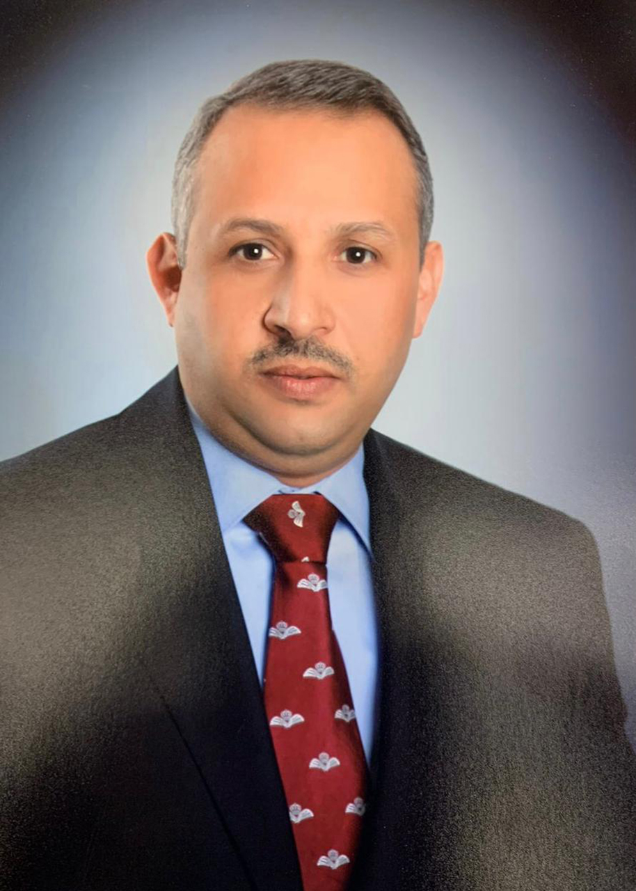 الأستاذ الدكتور نوفان العجارمة / رئيسًا